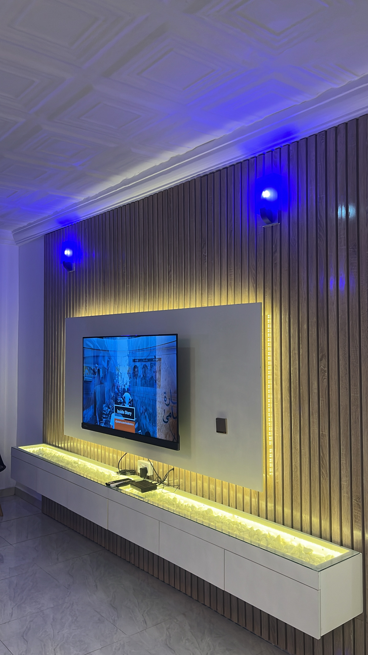 Image gallery marquee